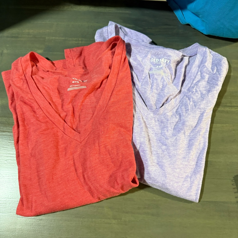 Old Navy Women’s V-Neck long sleeve T-Shirts - Red and Purple